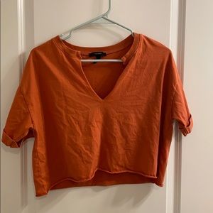 Crop top